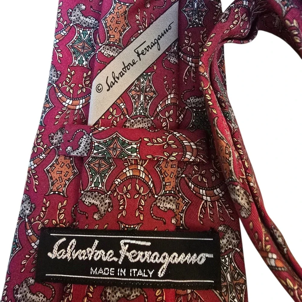 Salvatore Ferragamo Silk Tie Burgundy Red Leopard Animal Print Made in Italy